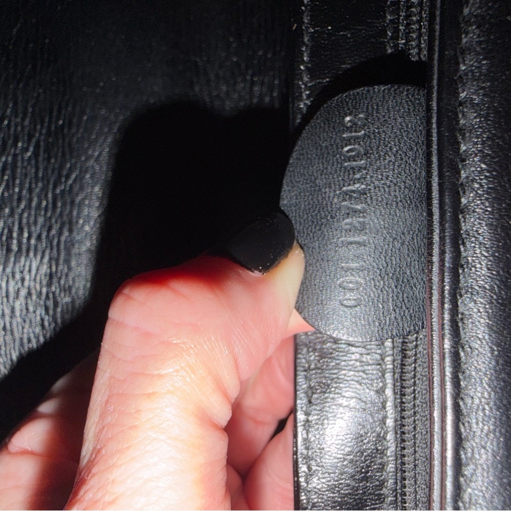 Vintage Gucci black leather bag with Certification of Authenticity - Picture 10 of 16